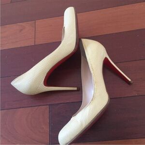 Christian Louboutin Women Ivory Nude Bone Snakeskin Pumps Heels Shoes 39 9